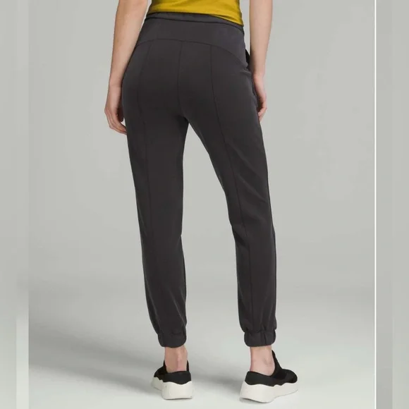 Lululemon Softstreme Relaxed High-Rise Pant Black Size 4 - Picture 2 of 13